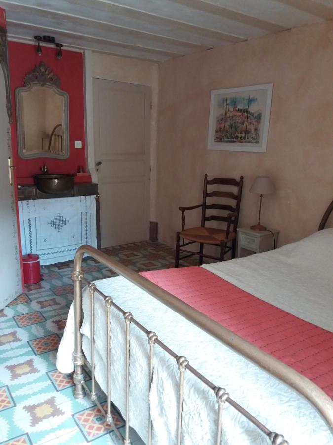 Bed and Breakfast Le Patio Des Cigales Roquefort-des-Corbieres Экстерьер фото