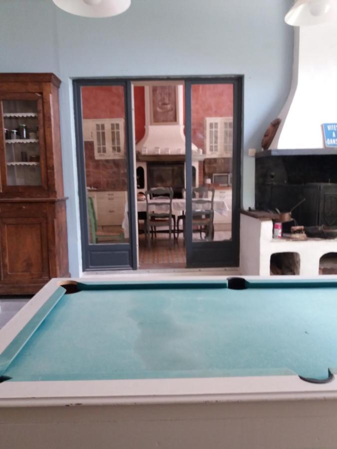 Bed and Breakfast Le Patio Des Cigales Roquefort-des-Corbieres Экстерьер фото
