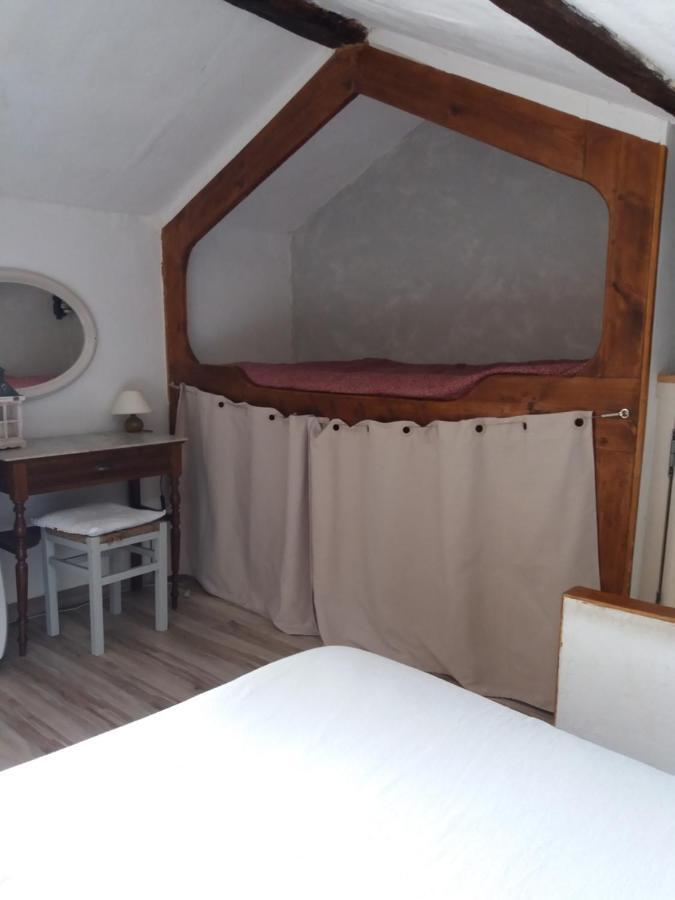 Bed and Breakfast Le Patio Des Cigales Roquefort-des-Corbieres Экстерьер фото